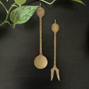 Brass utensil decor